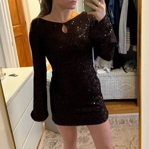 Elegant Sequin Dress in Deep Brown